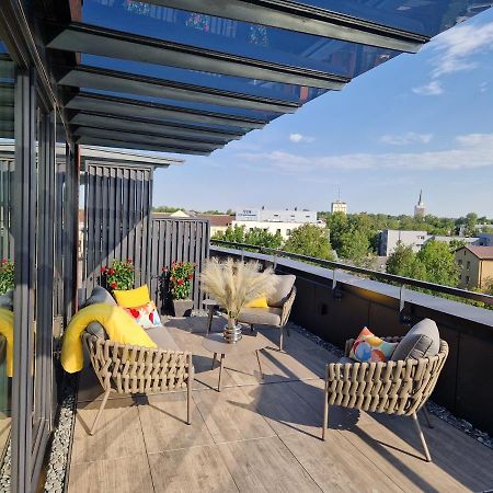 טרטו Artisa Riia Str 20A Luxury 2Br Penthouse Apartment מראה חיצוני תמונה