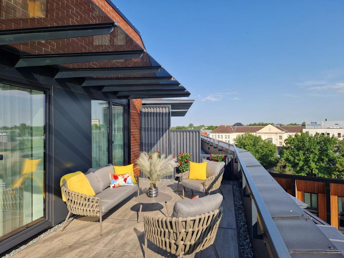 טרטו Artisa Riia Str 20A Luxury 2Br Penthouse Apartment מראה חיצוני תמונה
